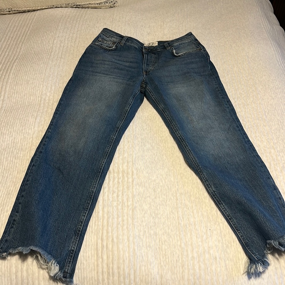We the Free rip hem jeans size 27